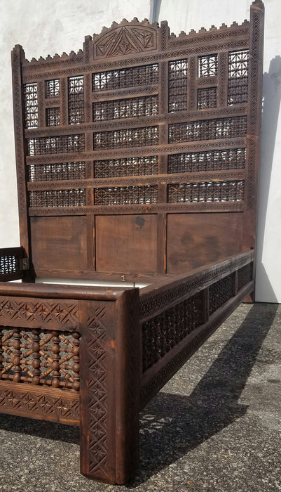 Moorish Granada bed