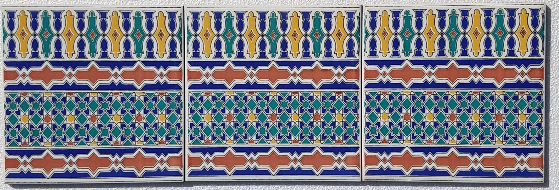 Andalusia border tile