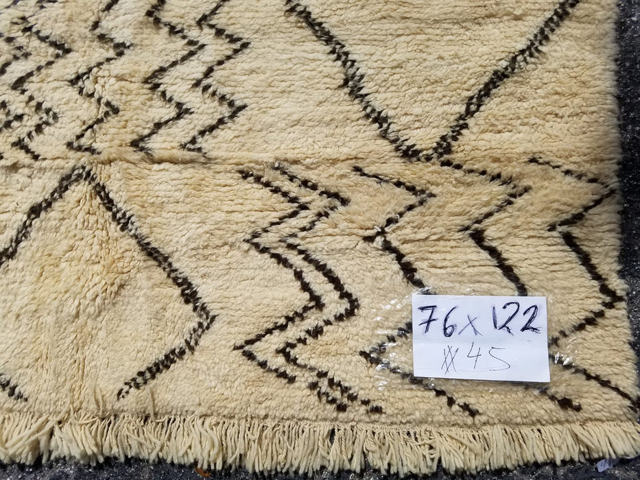 Zig zag berber beni Ourain carpet