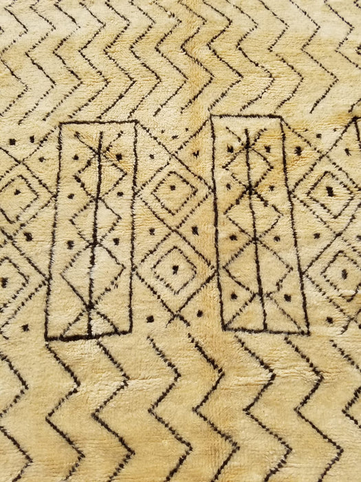 10ft5 by 6ft3 vintage beni Ourain carpet