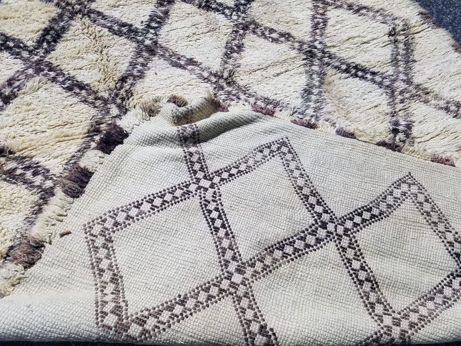 Large vintage beni Ourain carpet