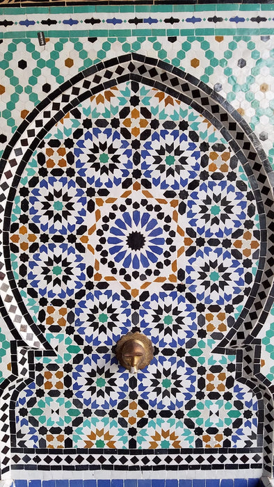 Calligraphy Zellige wall tile fountain