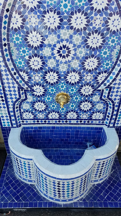 Granada large moorish tile fountain